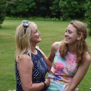 Meet your Posher, Denise